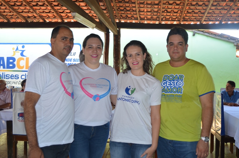 Ludenrique Campos, Bethânia Camargos, Arícia e Hugo.