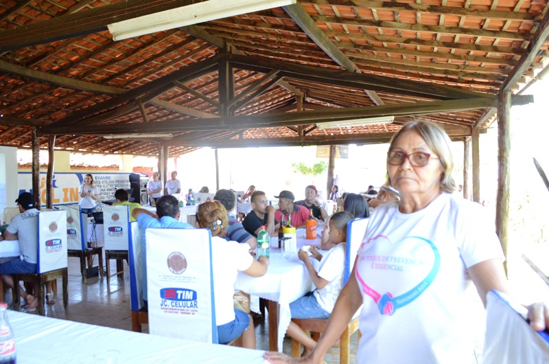Dona Graça Freire proprietária da Churrascaria e apoiadora da Campanha.