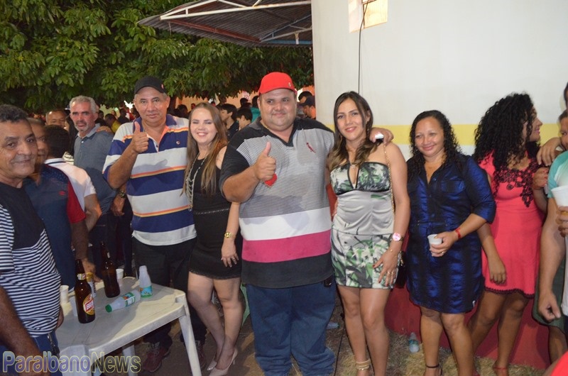 Zé Hélio e Dilma Lima, Almiran e Francisca Muniz e Jesus na festa da Gordinha. Foto Lasan