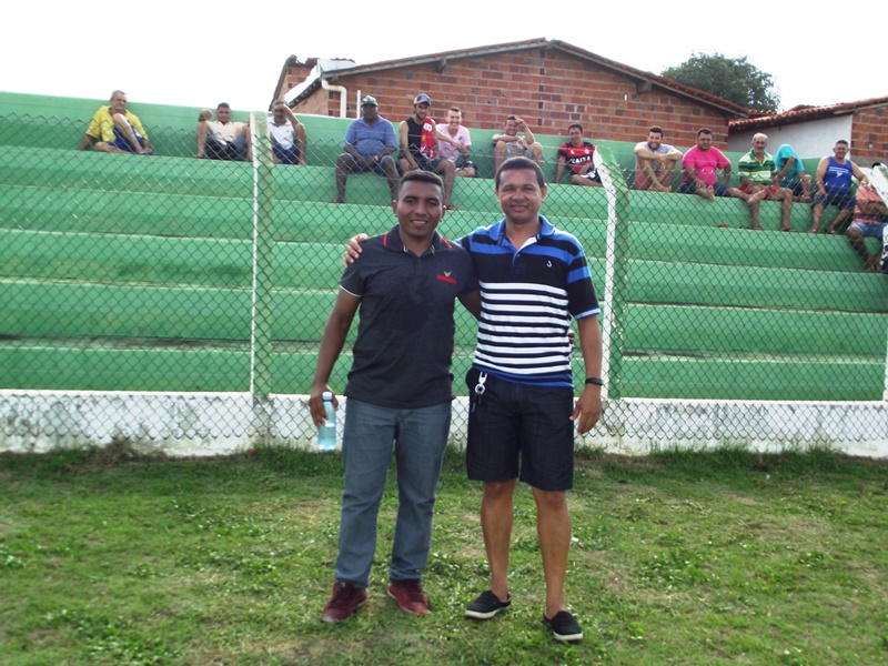 Os técnicos das seleções; Zé Francisco e Franklin.