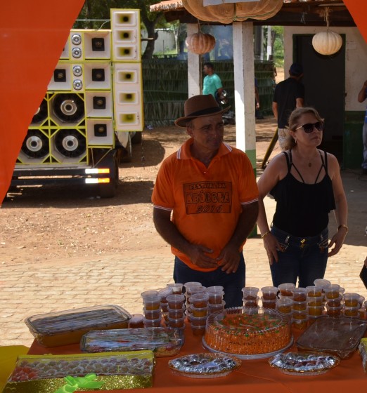 Zim Marão e esposa Antonia Luiza. Zim é filho do pioneiro da abóbora na região.